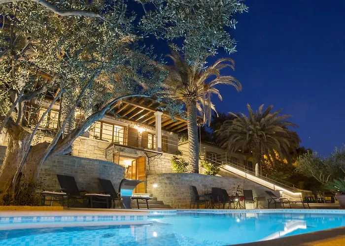 Villa Ulica Pod Kosom